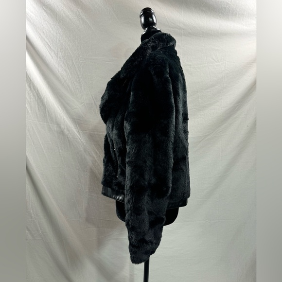Moto Zip Up Slant Pocket Faux Fur Fuzzy Jacket - Picture 7 of 8